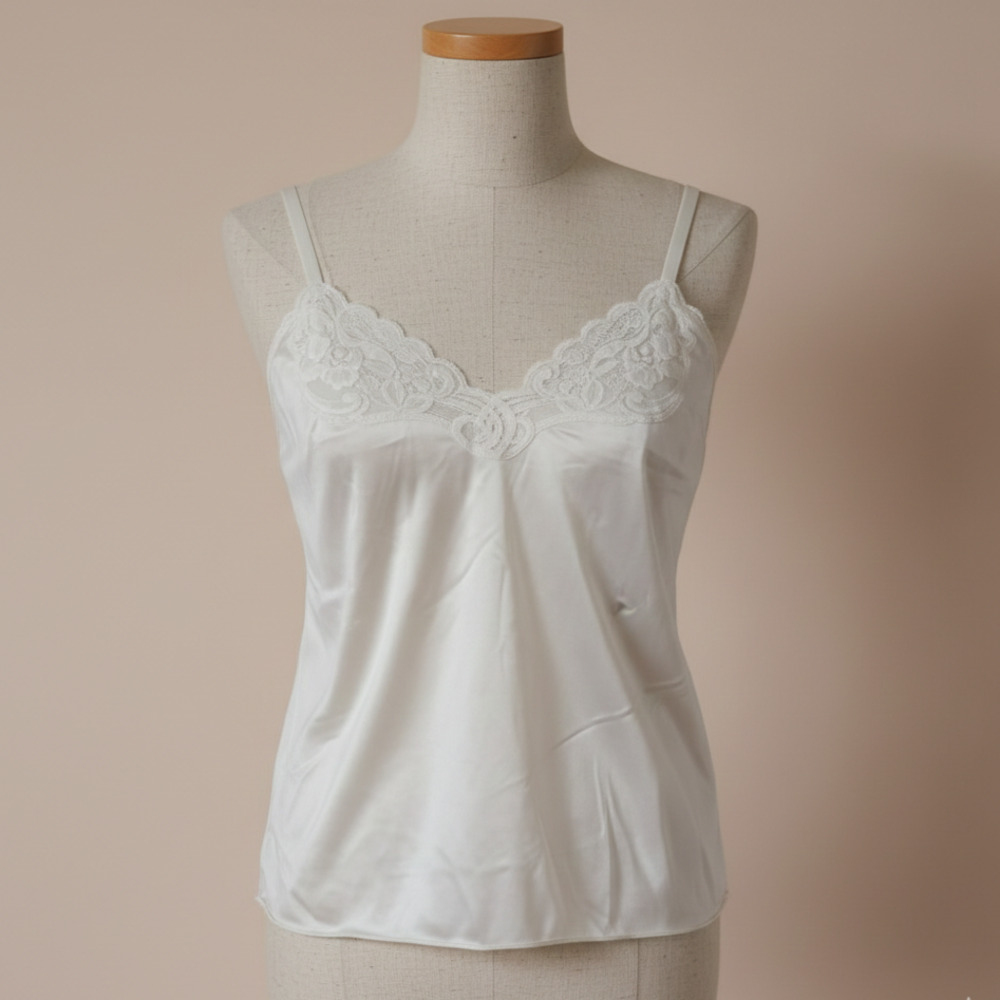 Vintage Vanity Fair Lace Camisole 🤍 USA Made